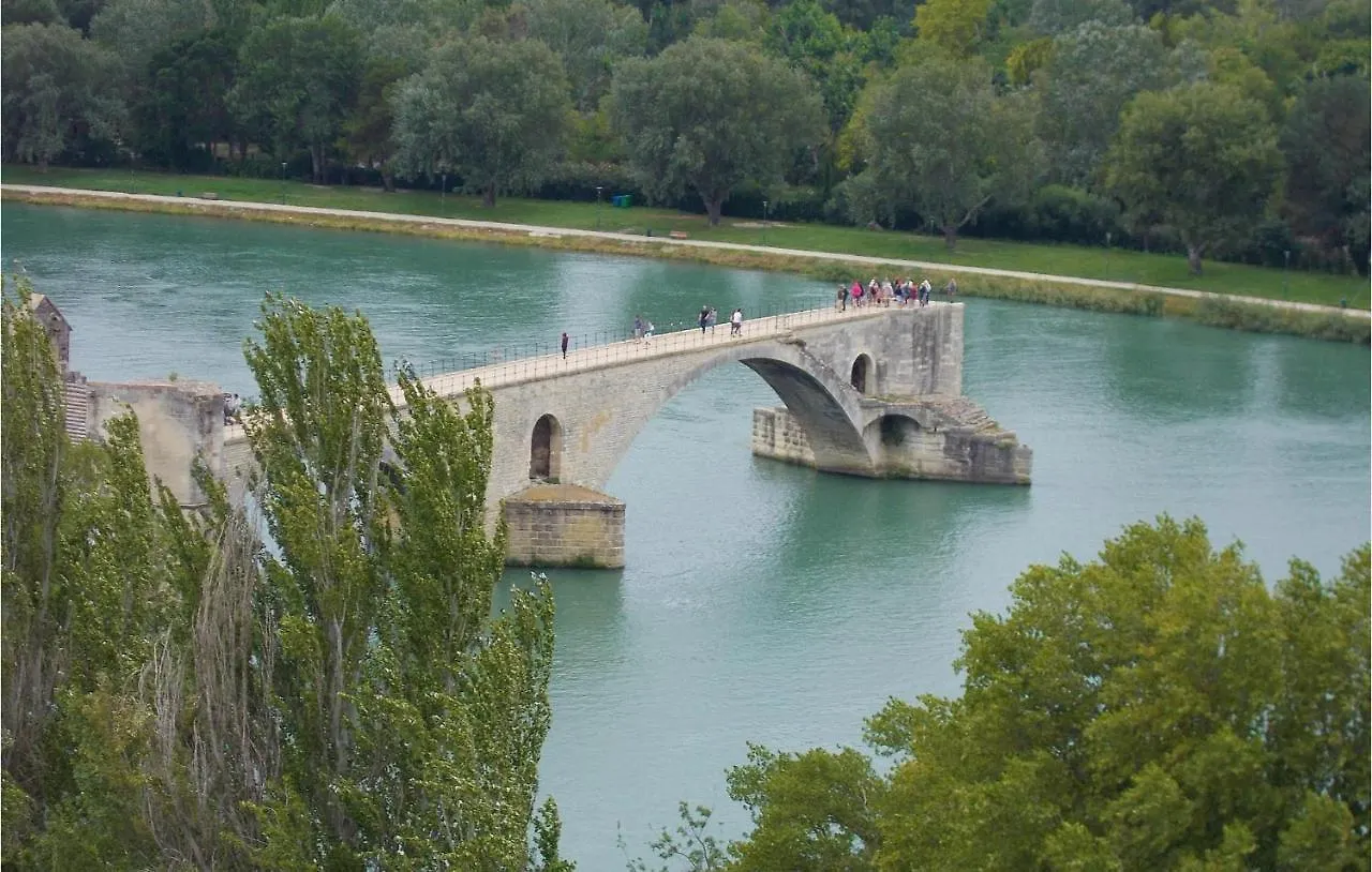 Gorgeous Stacaravan In Entraigues-Sur-La-Sorgue 0*,  France